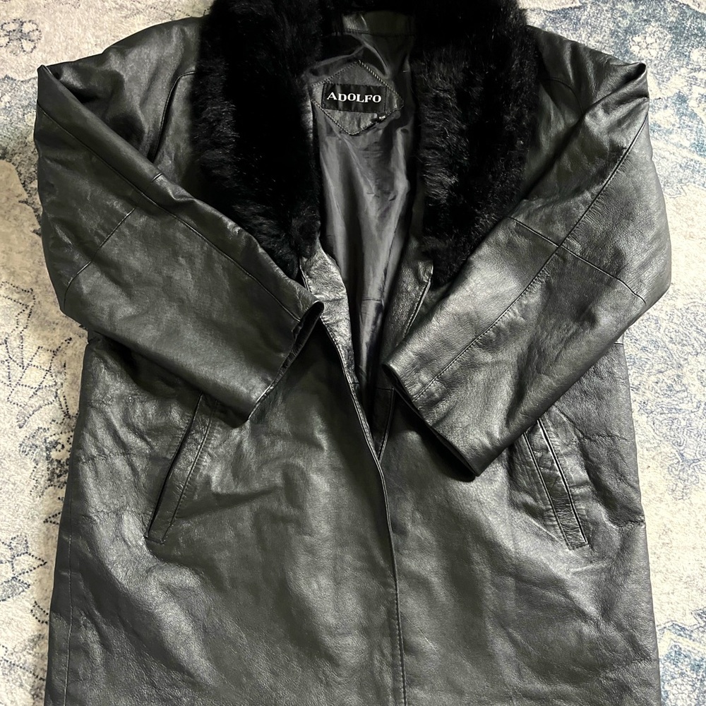 Vintage Women’s Aldolfo Black Leather Coat Size Medium